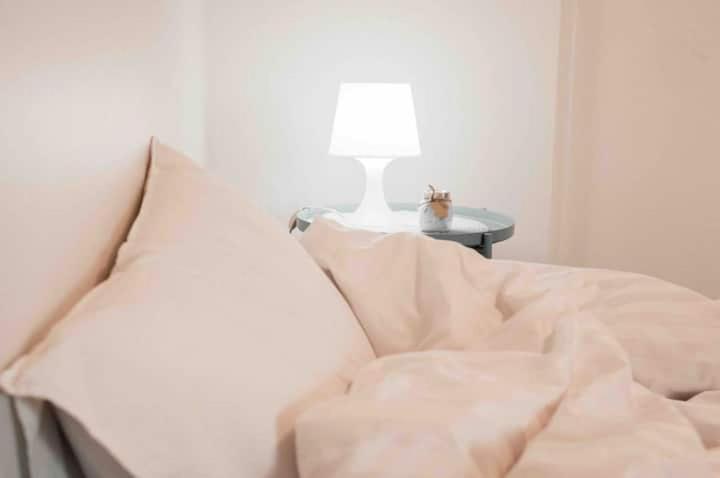 Appartamento Cozy 1br Walk To Bts And Airport Rail Link Close To Malls T